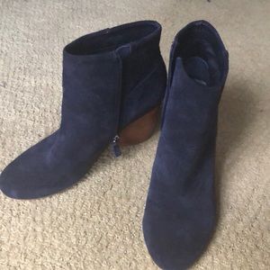 Crown vintage navy suede boots Sz 9m